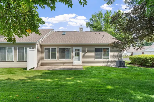 9120 Prairieview LN N, Champlin, MN 55316