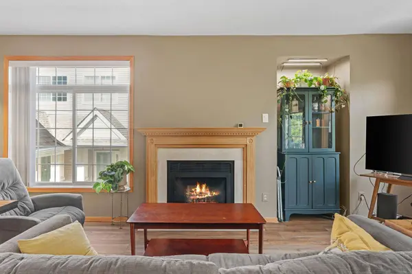208 Christenson WAY NE, Fridley, MN 55432