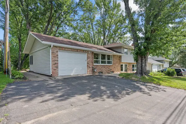 1870 7th ST NW, New Brighton, MN 55112