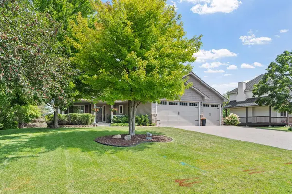13012 Oakwood DR, Rogers, MN 55374