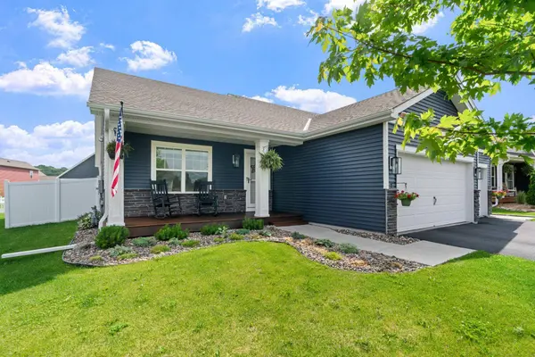385 Freedom LN, Delano, MN 55328