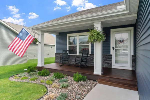 385 Freedom LN, Delano, MN 55328
