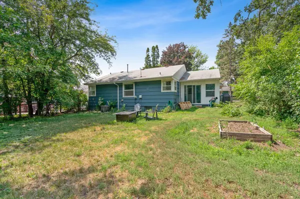 6819 Eliot View RD, Saint Louis Park, MN 55426