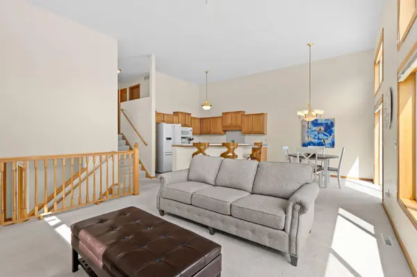 3446 156th ST W, Rosemount, MN 55068