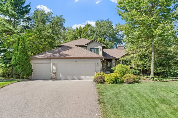 6390 Fawn LN, Lino Lakes, MN 55014
