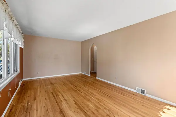 5254 Kentucky AVE N, Crystal, MN 55428