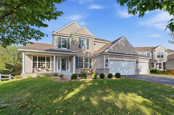 2421 Golf PL, Woodbury, MN 55129