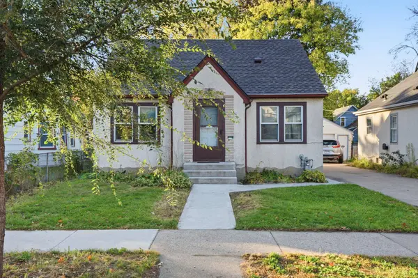 44 Magnolia AVE W, Saint Paul, MN 55117