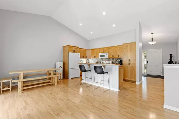 554 Marmik CIR, Hastings, MN 55033