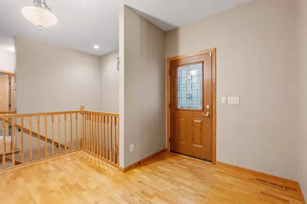 1372 Featherstone RD, Hastings, MN 55033