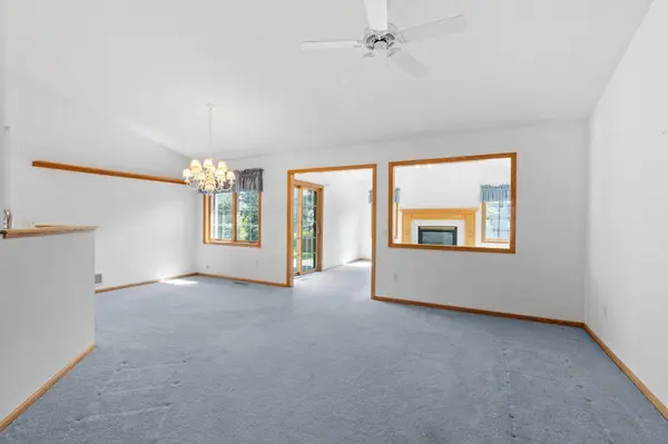 3700 Ladyslipper LN N, Brooklyn Park, MN 55443