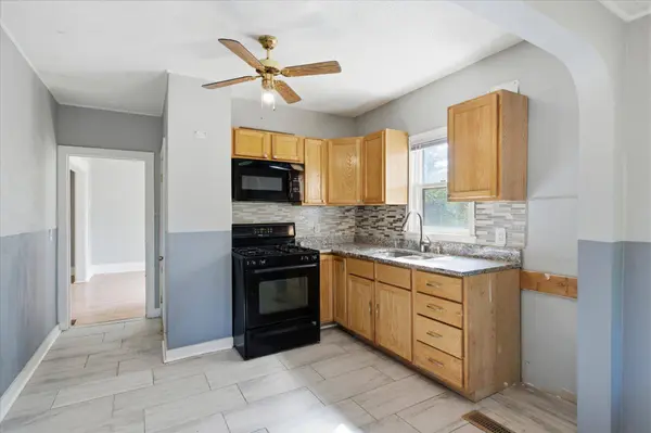 1565 7th ST E, Saint Paul, MN 55106