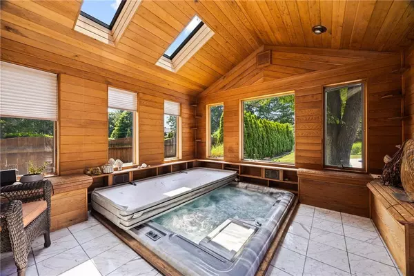 59 Pearson LN, Rochester, NY 14612