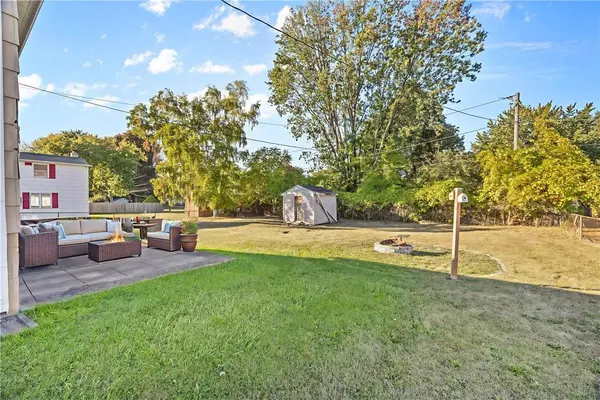 43 Gemini CIR, Rochester, NY 14606