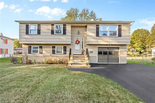 43 Gemini CIR, Rochester, NY 14606