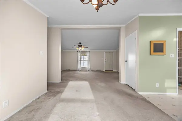 31 Picture Book Park, West Bloomfield, NY 14585