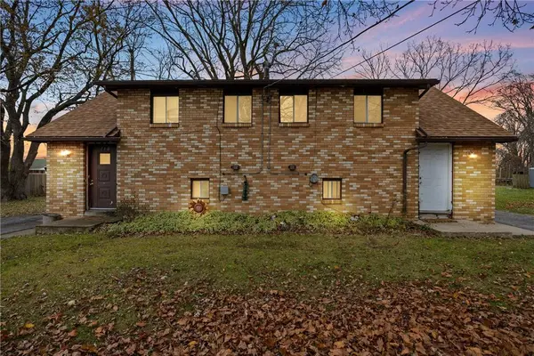 110-112 Evelyn ST, Rochester, NY 14606