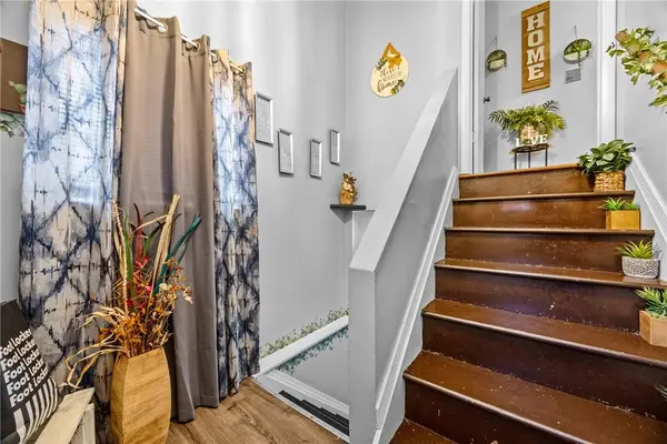 110-112 Evelyn ST, Rochester, NY 14606