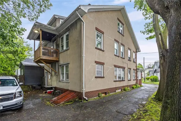 18 Bauer ST, Rochester, NY 14606