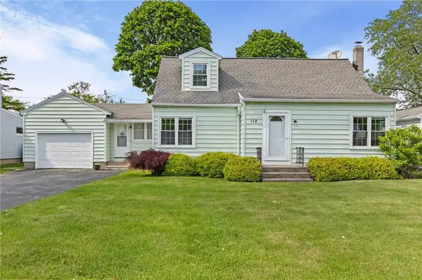 112 Sharon DR, Rochester, NY 14626