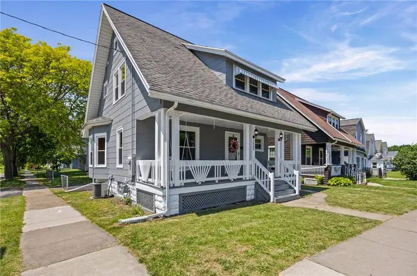 3989 Lake AVE, Rochester, NY 14612