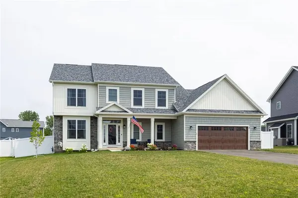 18 Giovanni LN, Hilton, NY 14468