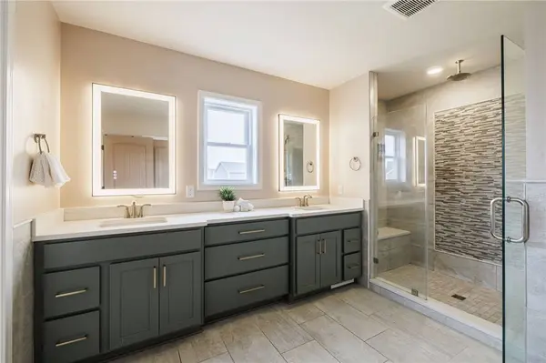 18 Giovanni LN, Hilton, NY 14468