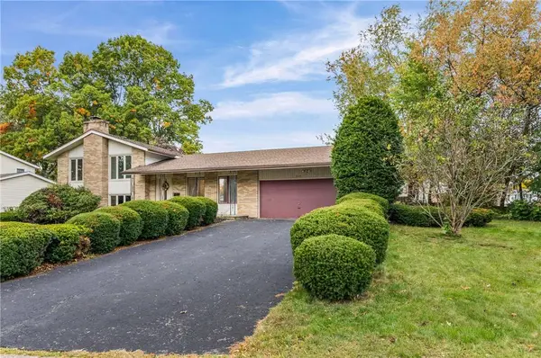525 Fox Meadow RD, Rochester, NY 14626