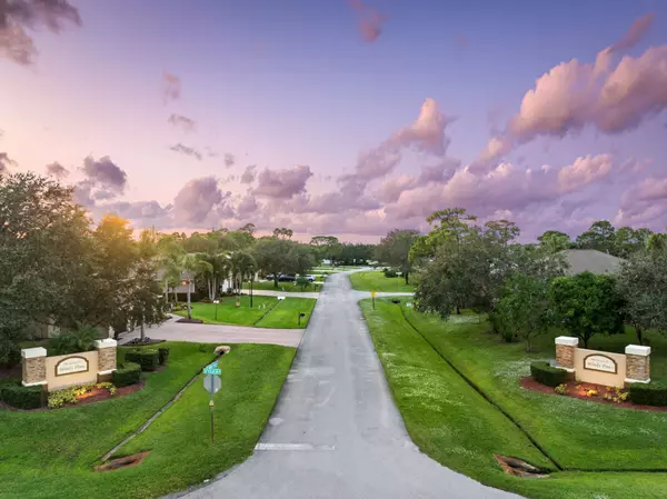 Why We Love The Estates at Windy Pines in St. Lucie West