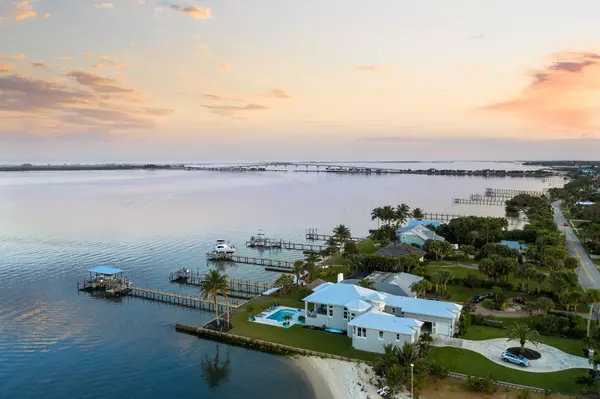 Living on the Water: What to Know About Waterfront Properties in St. Lucie County