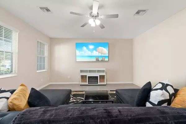 1719 Party PL, Fort Pierce, FL 34947