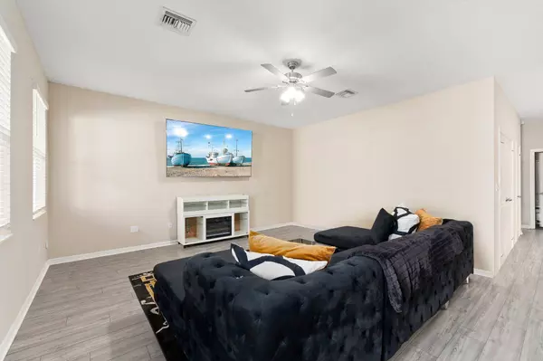 1719 Party PL, Fort Pierce, FL 34947