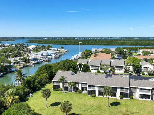 3212 S Lakeview CIR 10-205, Fort Pierce, FL 34949