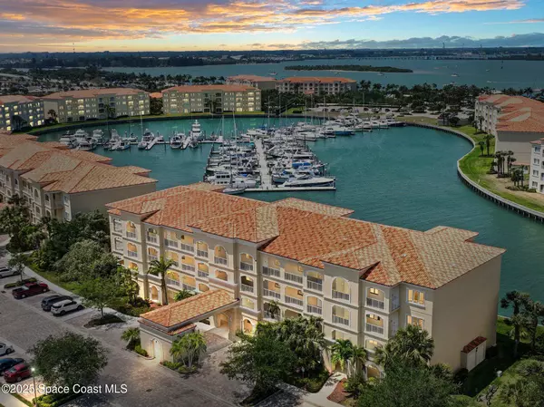 17 Harbour Isle DR W #Ph03, Hutchinson Island, FL 34949