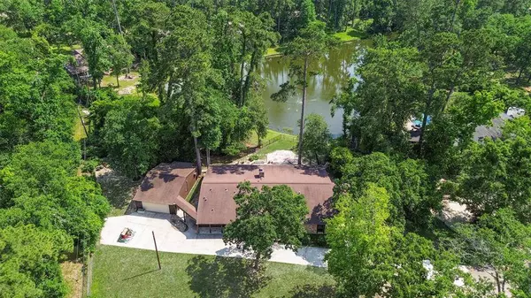 107 Glenmora CT, Conroe, TX 77385