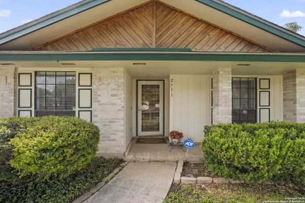 2711 Oak Leigh, San Antonio, TX 78232