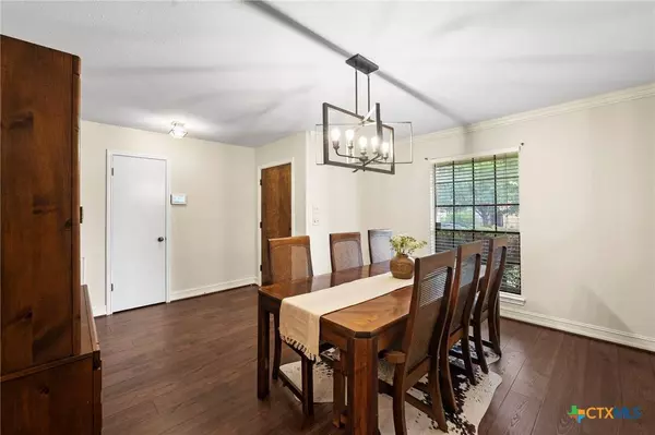 2711 Oak Leigh ST, San Antonio, TX 78232