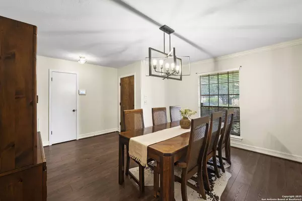 2711 Oak Leigh, San Antonio, TX 78232