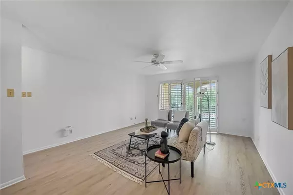 8702 Village DR #1005, San Antonio, TX 78217