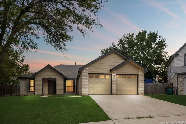 7708 Brunning Ct, Live Oak, TX 78233