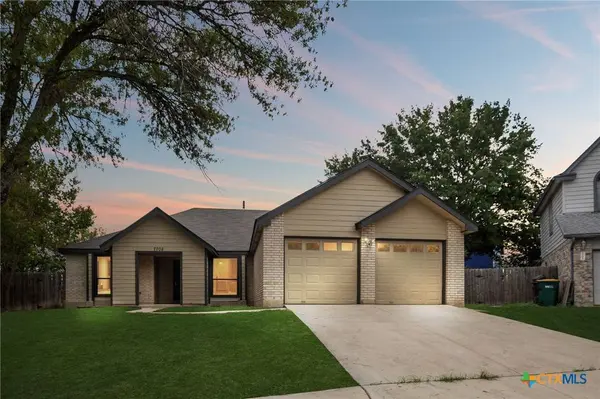 7708 Brunning CT, Live Oak, TX 78233