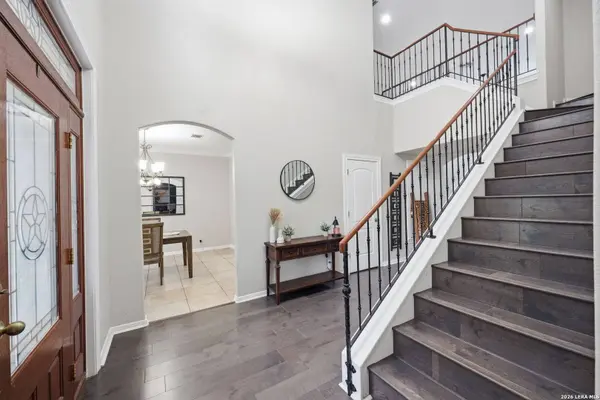 9619 ASTER CIR, Garden Ridge, TX 78266