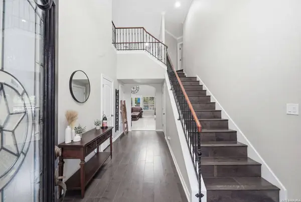 9619 ASTER CIR, Garden Ridge, TX 78266