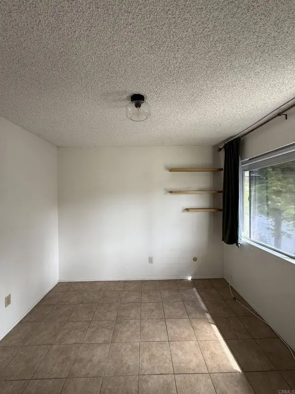 6504 Bell Bluff AVE, San Diego, CA 92119