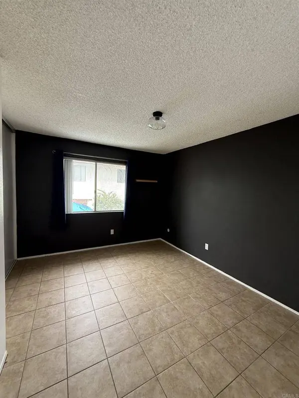 6504 Bell Bluff AVE, San Diego, CA 92119