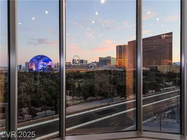 360 E Desert Inn RD #807, Las Vegas, NV 89109