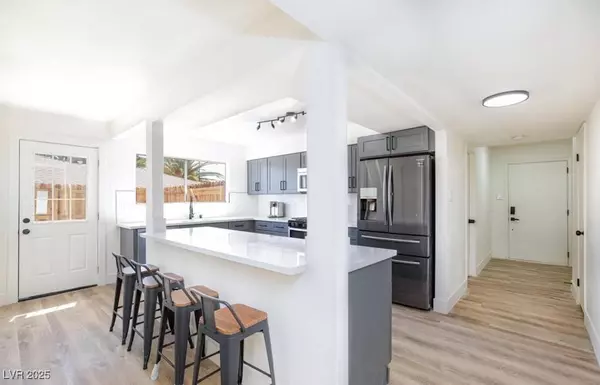 4242 Tarkin AVE, Las Vegas, NV 89120