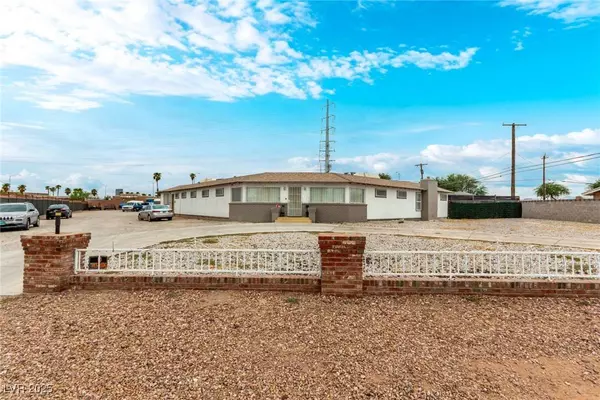 1713 Ophir DR, Las Vegas, NV 89106