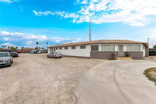 1713 Ophir DR, Las Vegas, NV 89106