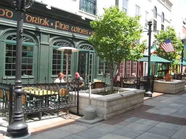 Top 5 Sit Down Restaurants in Downers Grove, IL for Dinner and Why